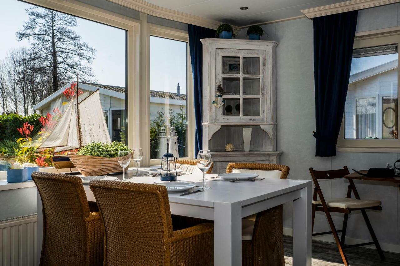 Chaletparc Krabbenkreek Zeeland - Chalet 50 Sint Annaland Dış mekan fotoğraf