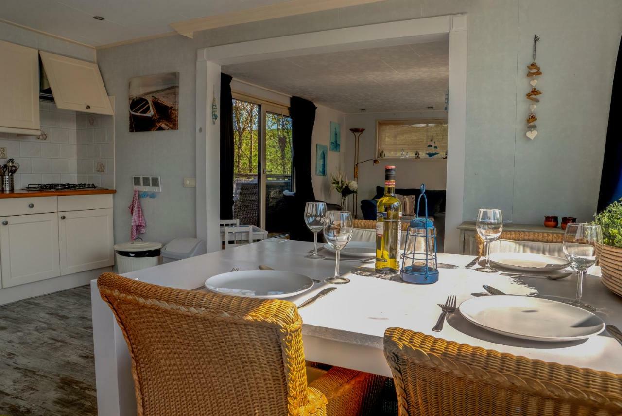 Chaletparc Krabbenkreek Zeeland - Chalet 50 Sint Annaland Dış mekan fotoğraf